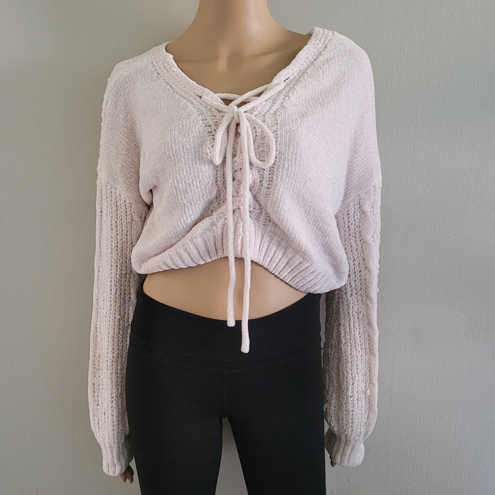 NWT! PINK ROSE IVORY SOFT KNIT LONG SLEEVE CROPPED SWEATER